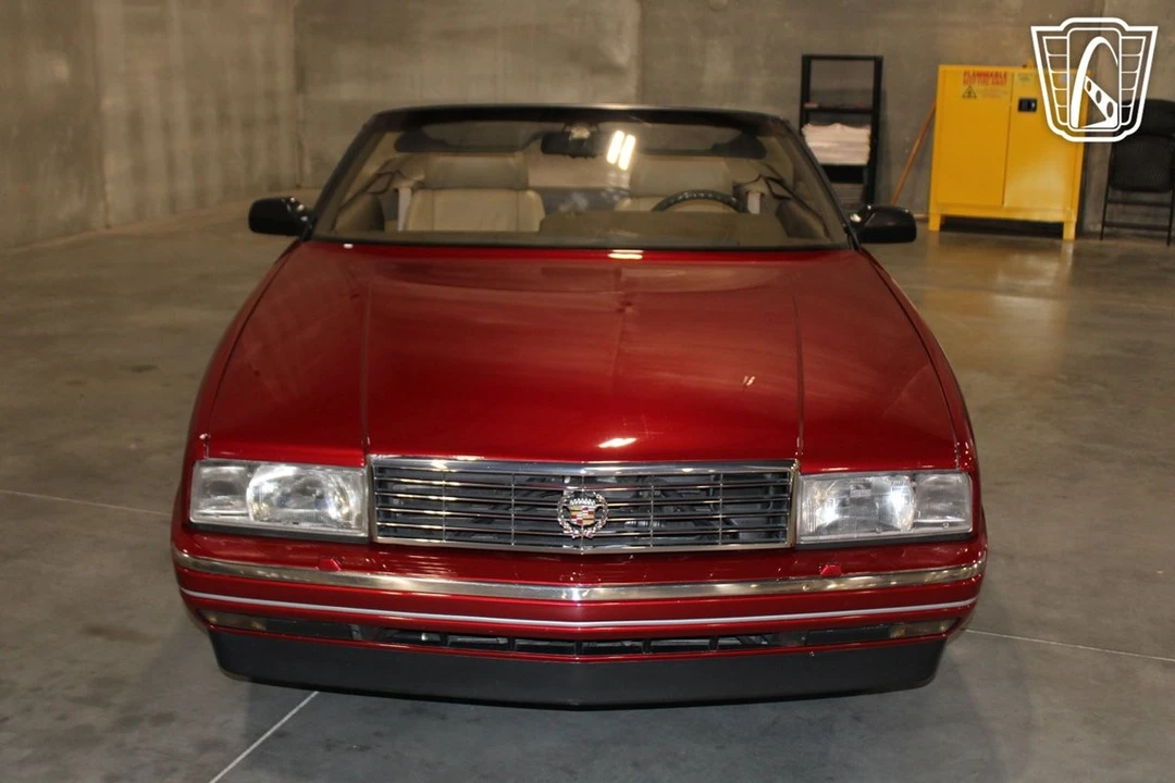1993 Cadillac Allante - Image 9 of 21