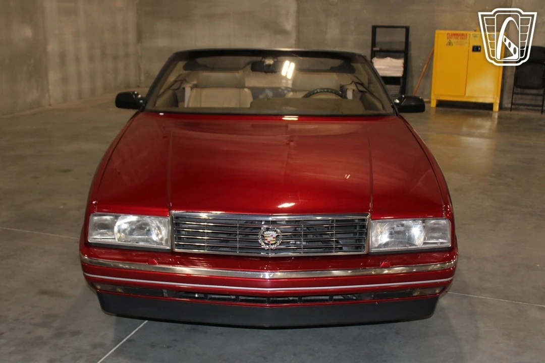 1993 Cadillac Allante - Image 10 of 21