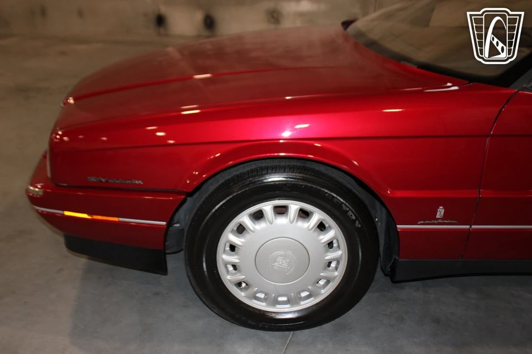 1993 Cadillac Allante - Image 27 of 31