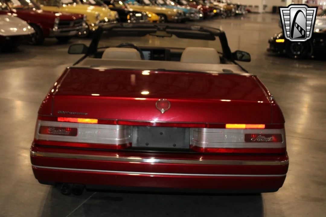 1993 Cadillac Allante - Image 5 of 12