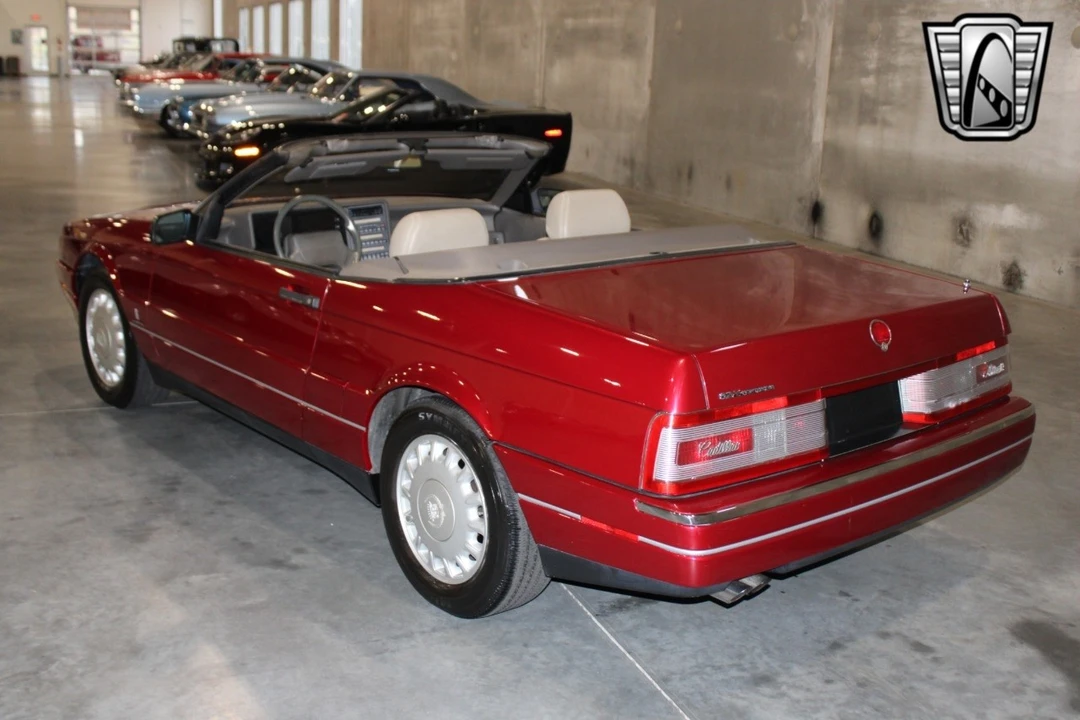 1993 Cadillac Allante - Image 4 of 12