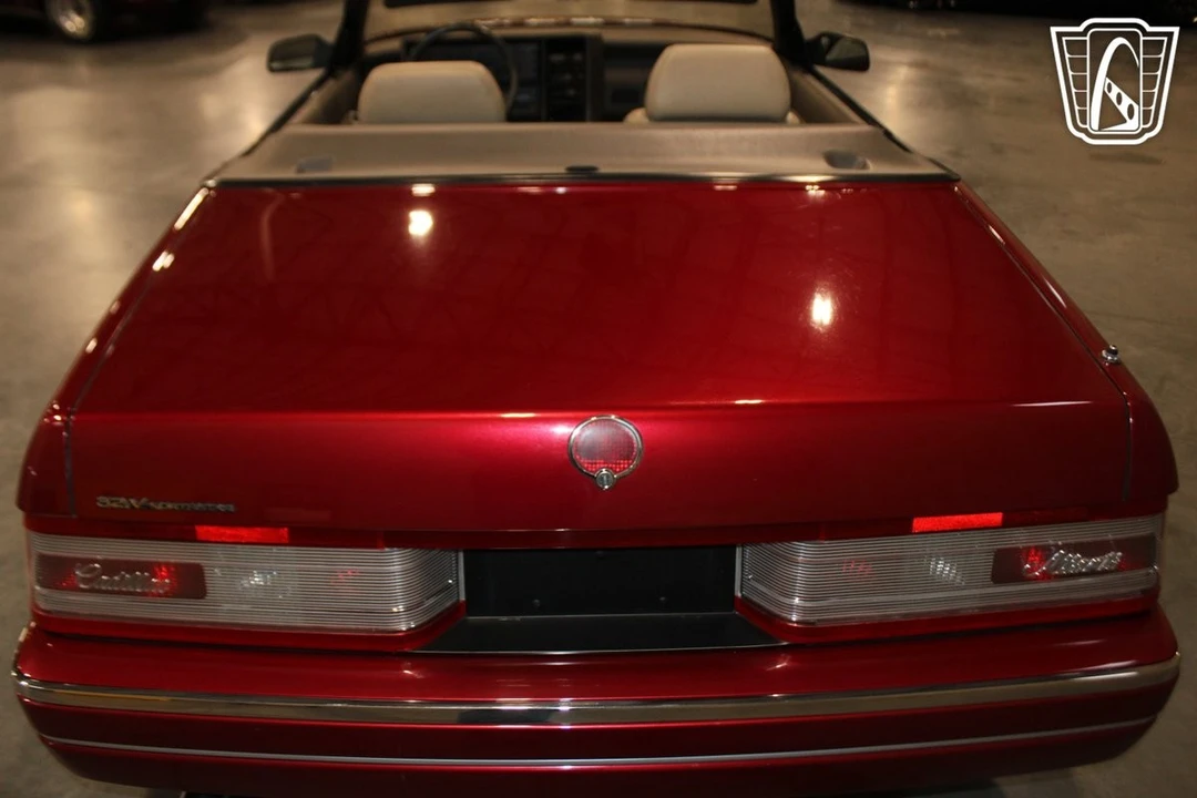 1993 Cadillac Allante - Image 30 of 31