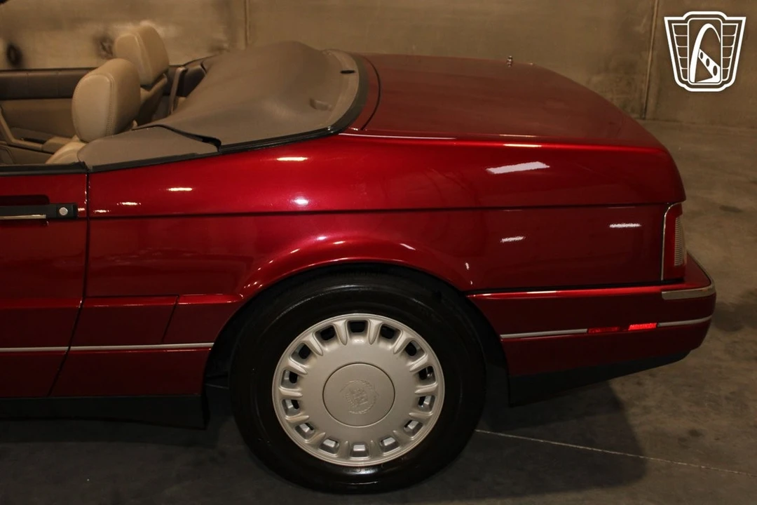 1993 Cadillac Allante - Image 29 of 31