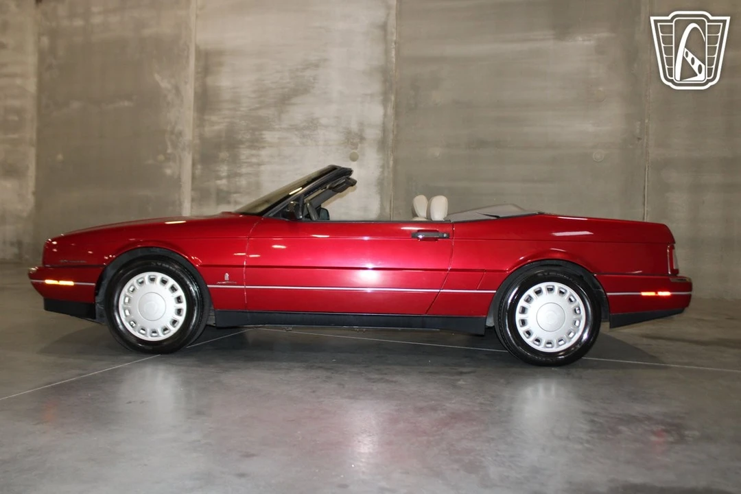 1993 Cadillac Allante - Image 19 of 21