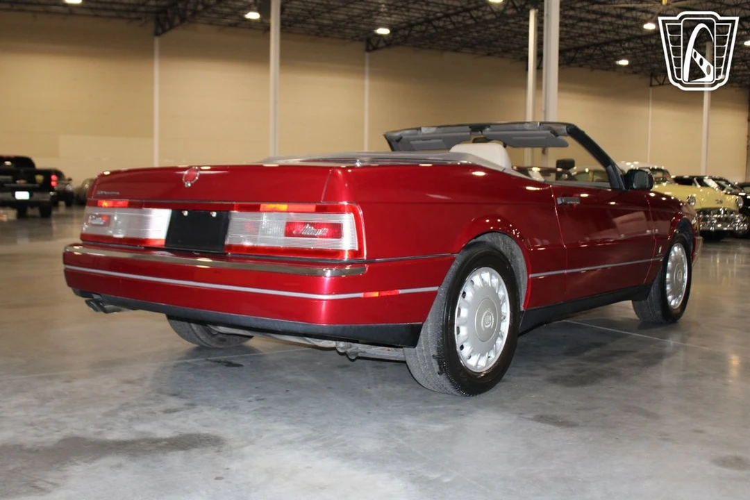 1993 Cadillac Allante - Image 22 of 31