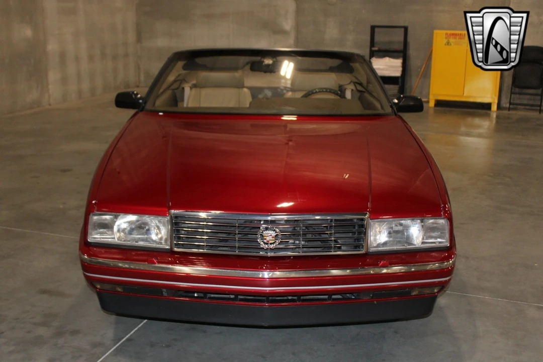 1993 Cadillac Allante - Image 10 of 12