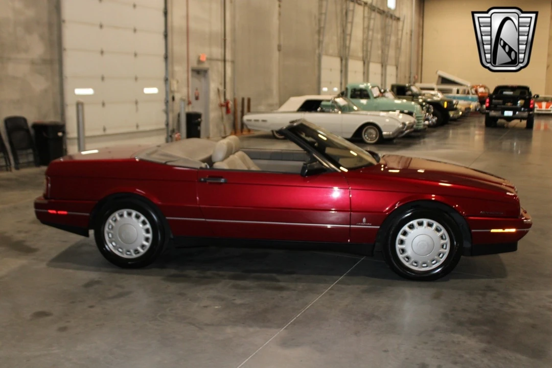1993 Cadillac Allante - Image 8 of 12