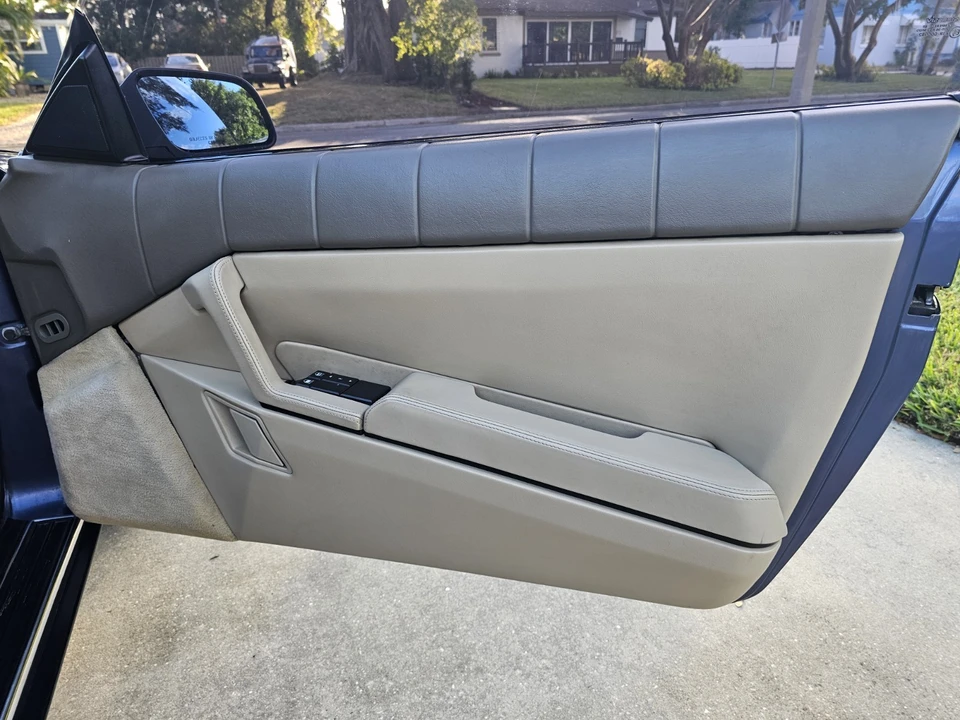 1993 Cadillac Allante - Image 15 of 20