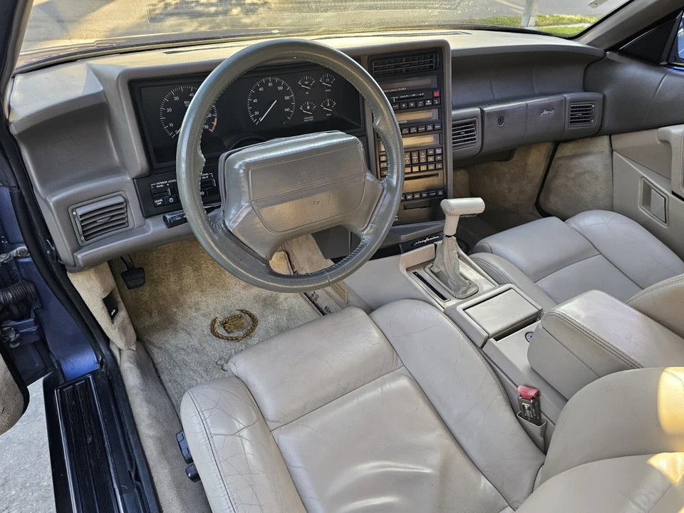 1993 Cadillac Allante - Image 9 of 20