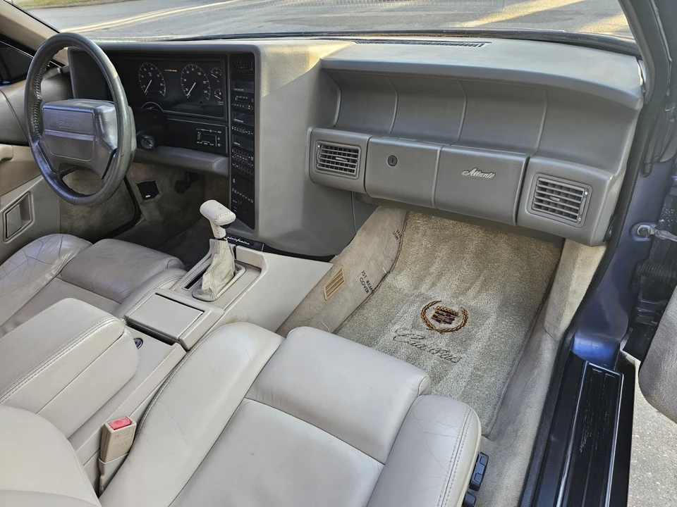 1993 Cadillac Allante - Image 14 of 20