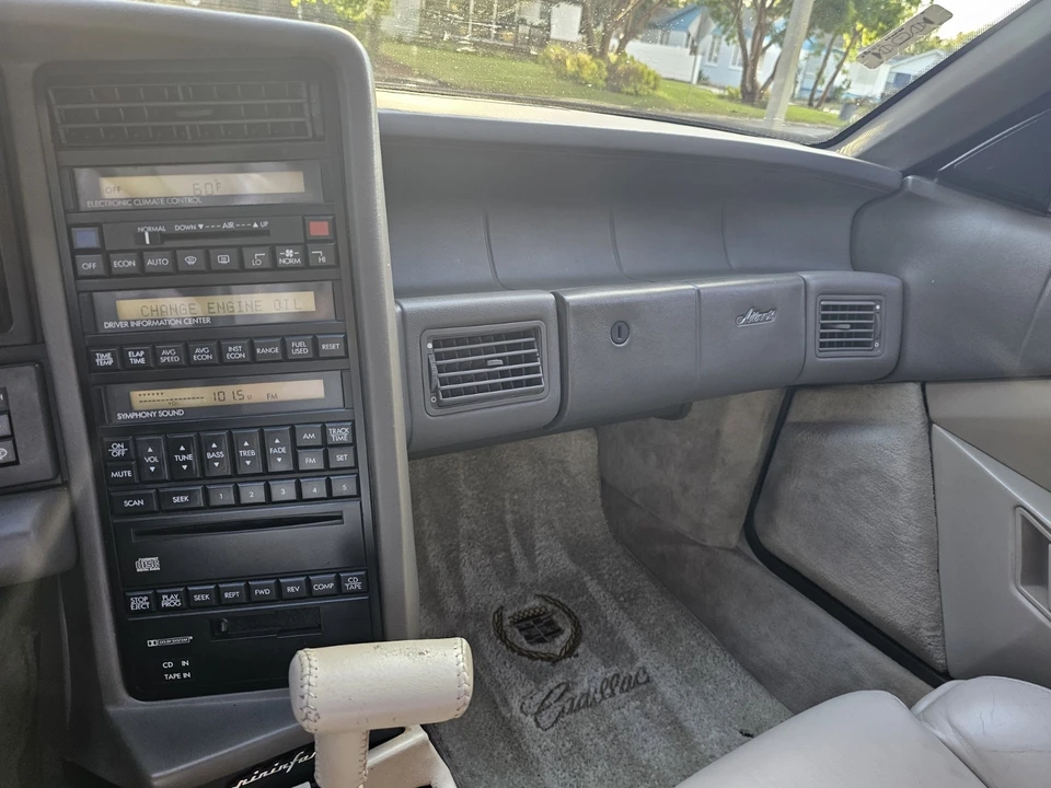 1993 Cadillac Allante - Image 20 of 20