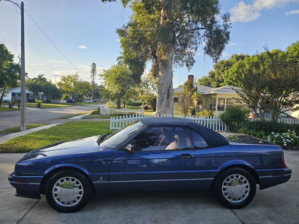 1993 Cadillac Allante - Image 2 of 20