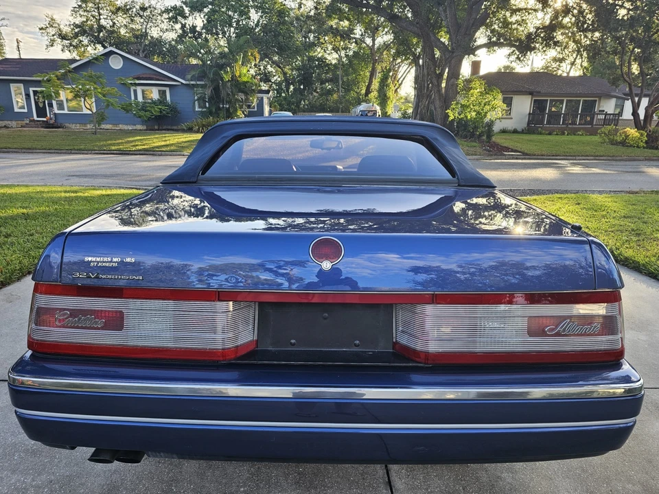 1993 Cadillac Allante - Image 4 of 20