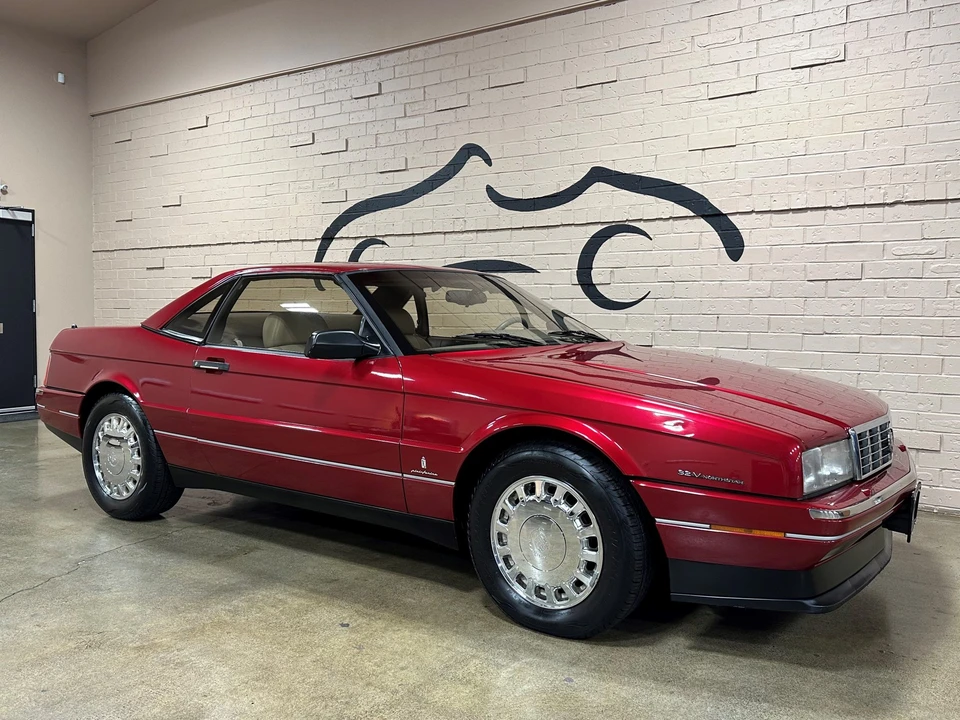 1993 Cadillac Allante - Image 2 of 31