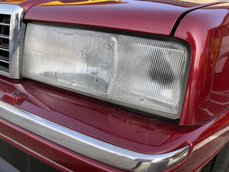 1993 Cadillac Allante - Image 16 of 31