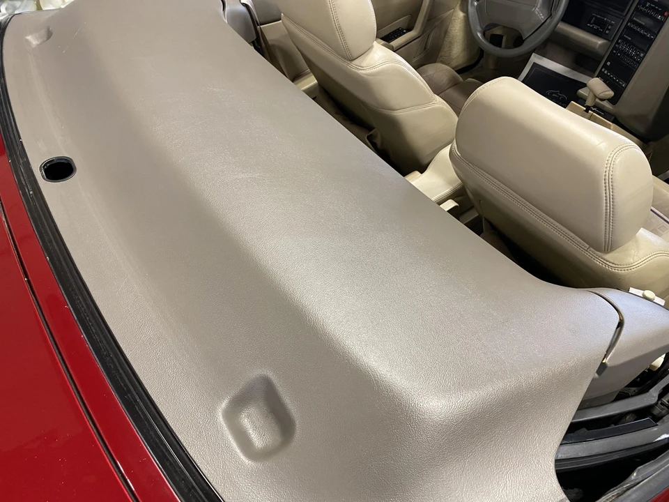 1993 Cadillac Allante - Image 28 of 31