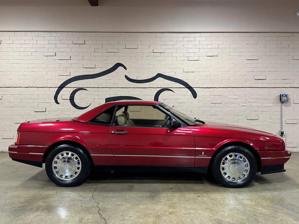 1993 Cadillac Allante - Image 3 of 31