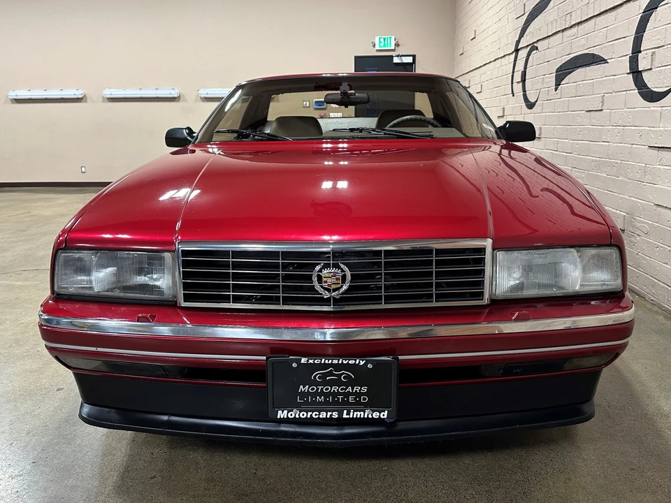 1993 Cadillac Allante - Image 8 of 31