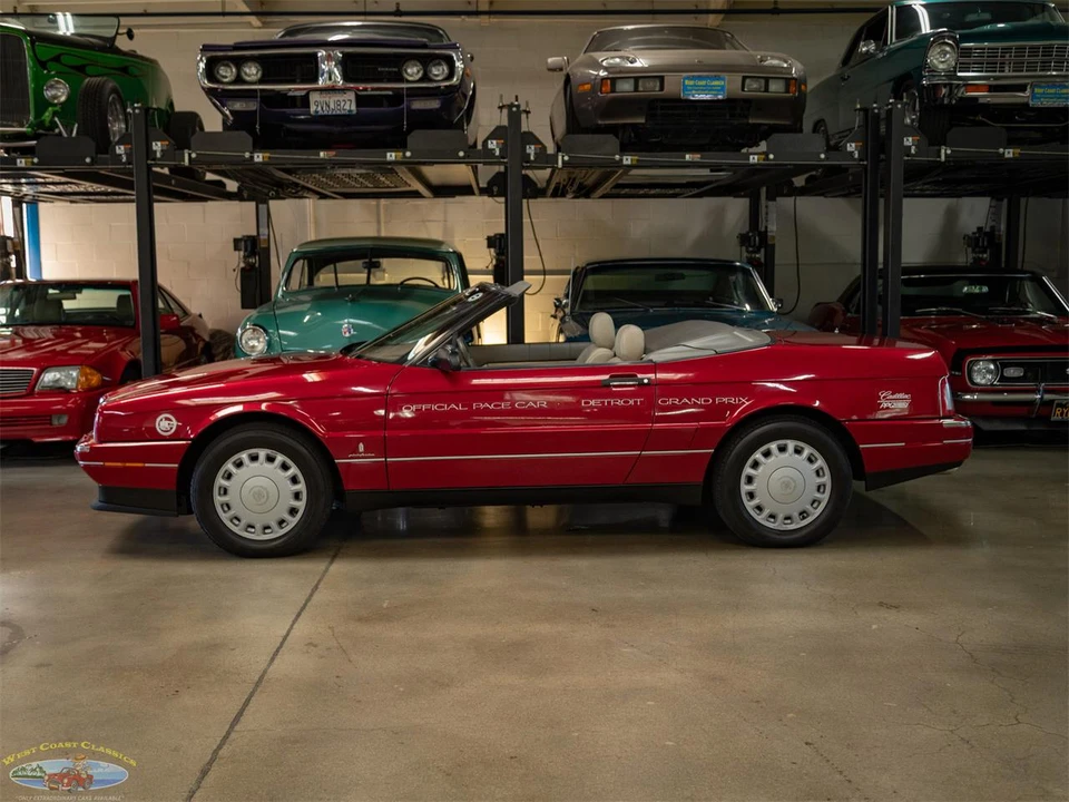1993 Cadillac Allante - Image 6 of 31