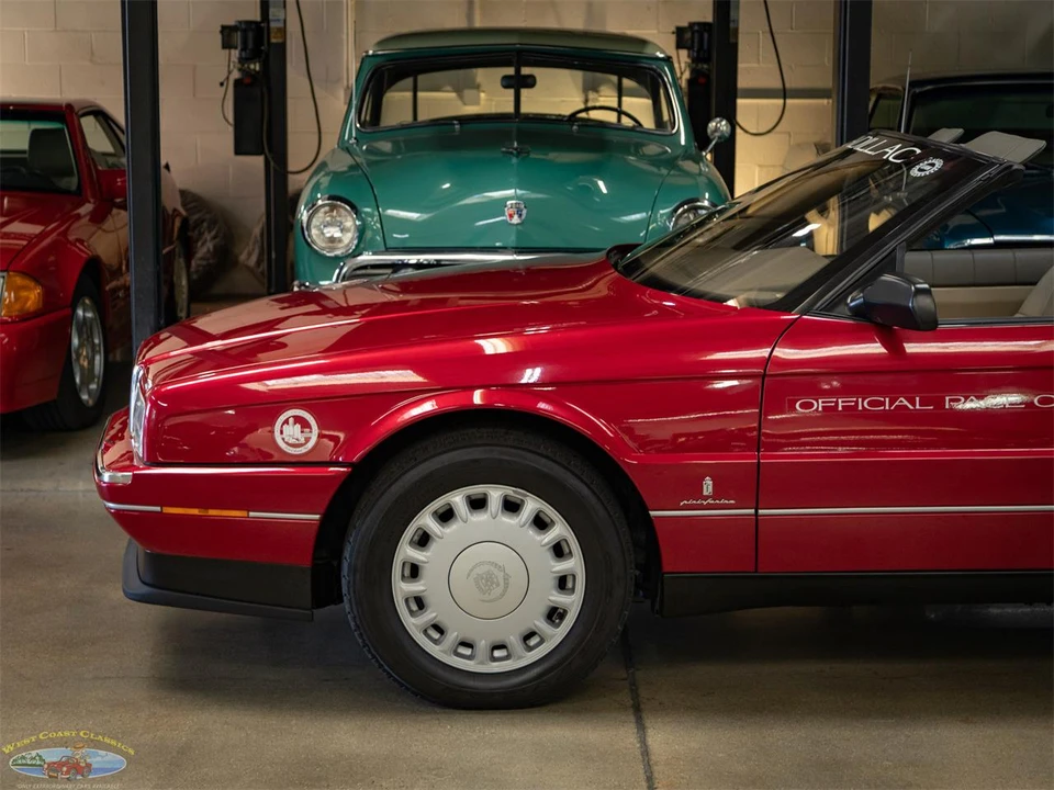 1993 Cadillac Allante - Image 5 of 31