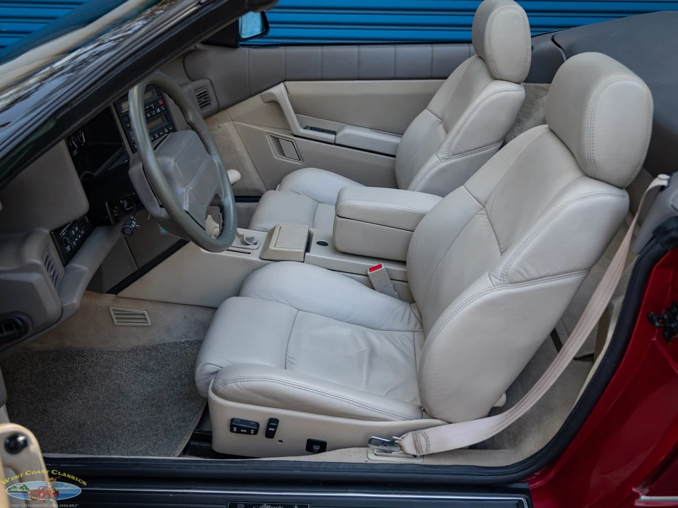 1993 Cadillac Allante - Image 31 of 31