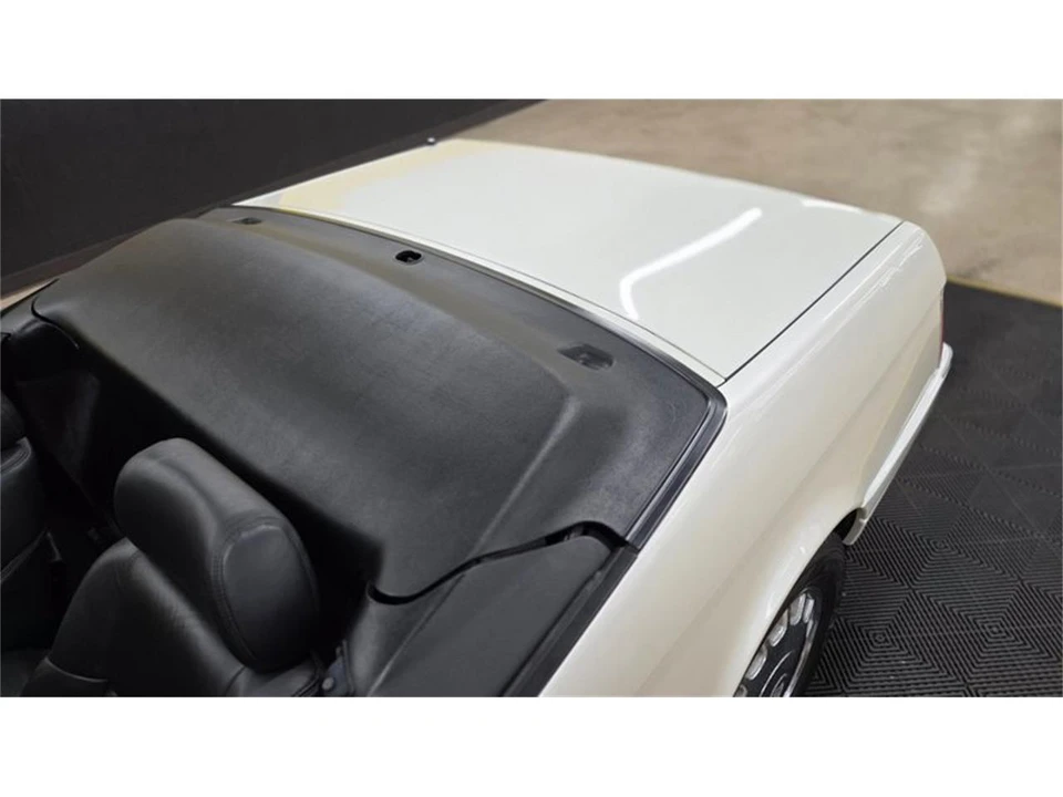 1993 Cadillac Allante - Image 19 of 31