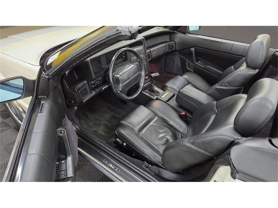 1993 Cadillac Allante - Image 14 of 31
