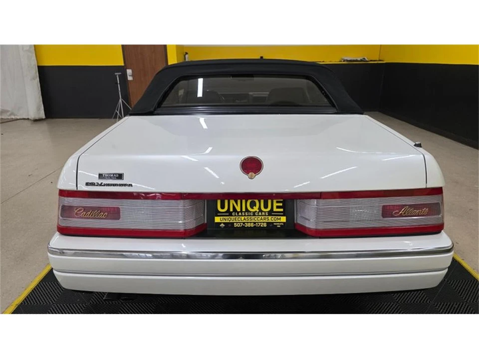 1993 Cadillac Allante - Image 25 of 31