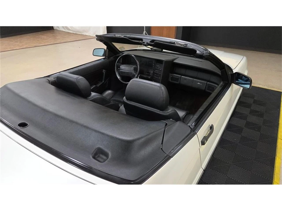 1993 Cadillac Allante - Image 17 of 31