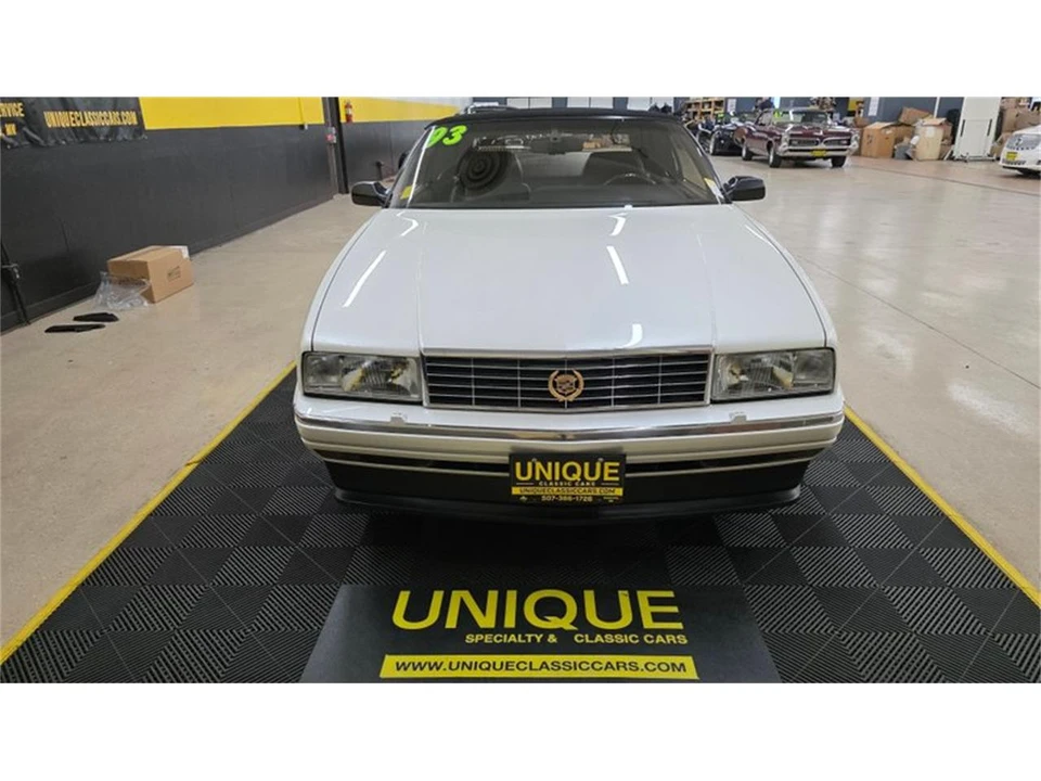 1993 Cadillac Allante - Image 22 of 31