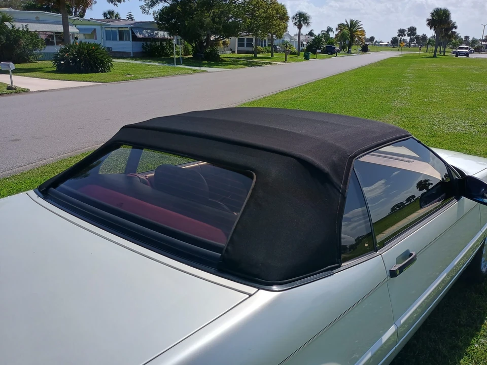1993 Cadillac Allante - Image 25 of 31