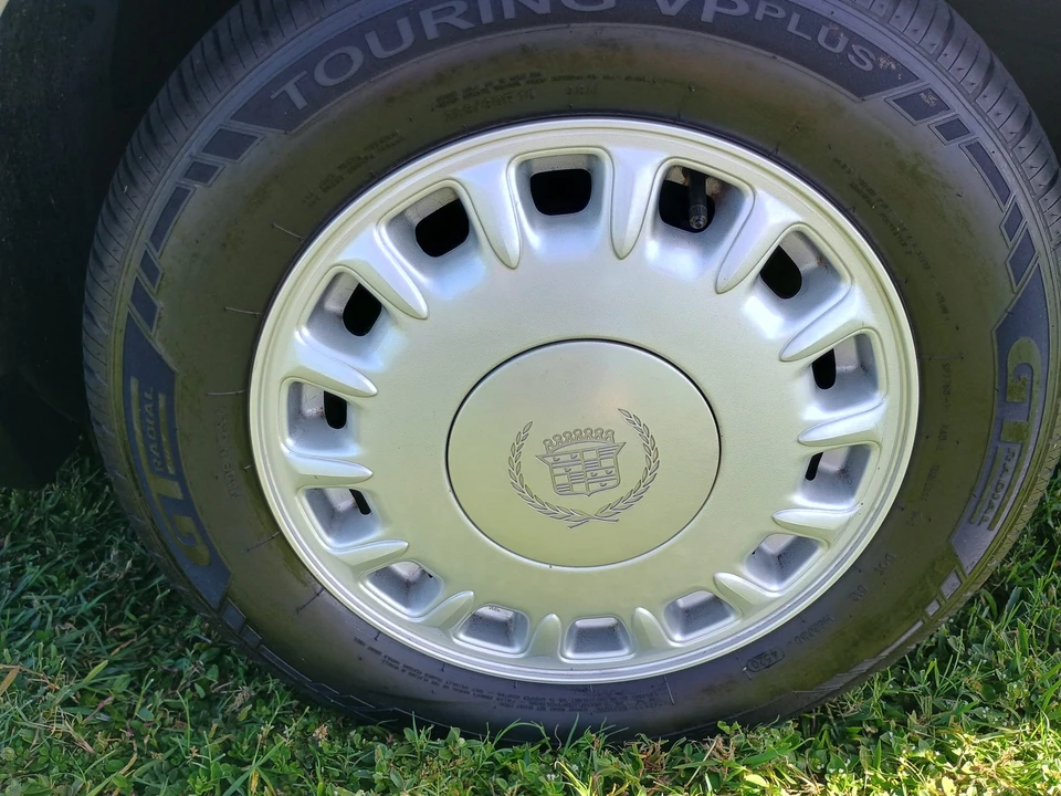 1993 Cadillac Allante - Image 31 of 31