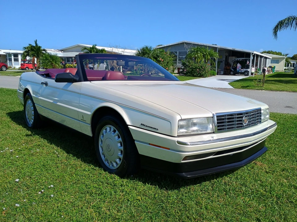 1993 Cadillac Allante - Image 2 of 31