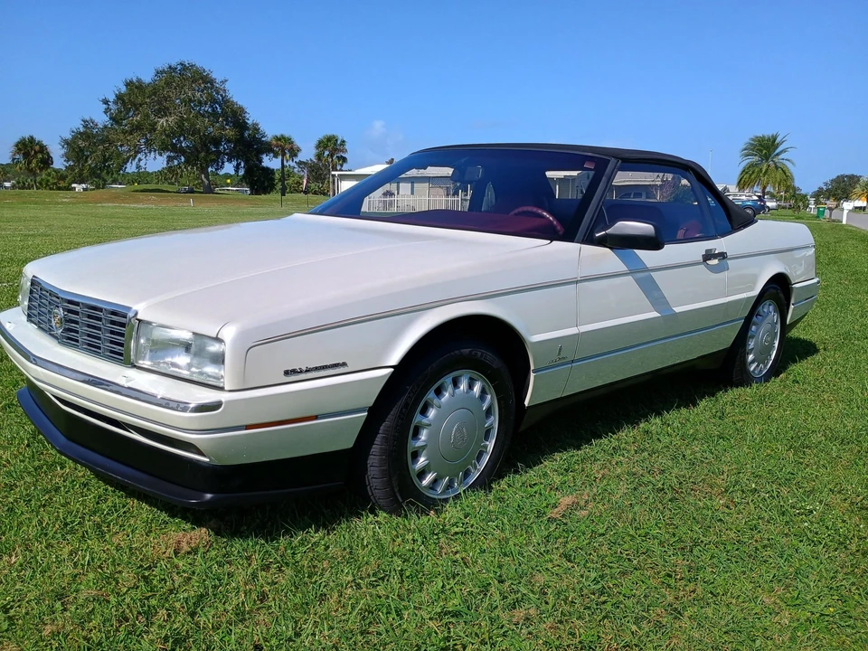 1993 Cadillac Allante - Image 5 of 31