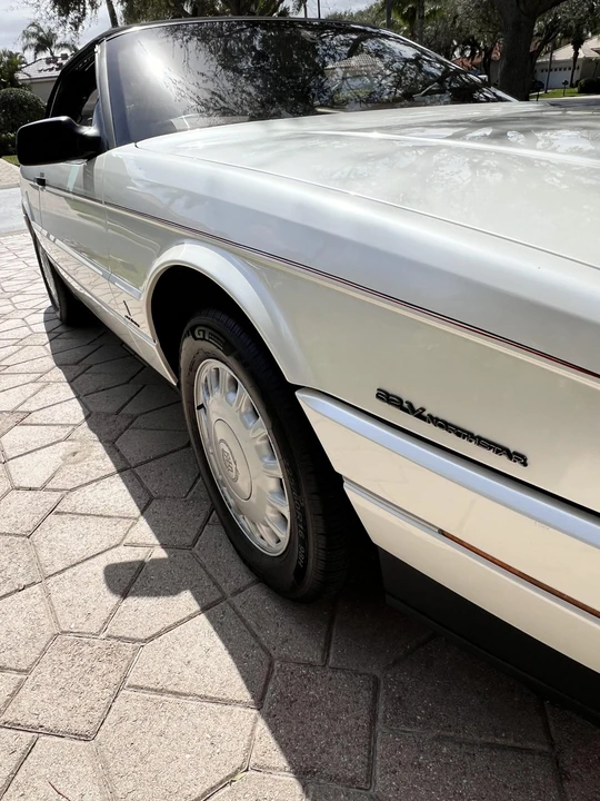 1993 Cadillac Allante - Image 28 of 31