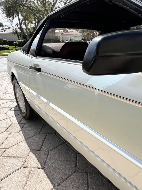 1993 Cadillac Allante - Image 27 of 31