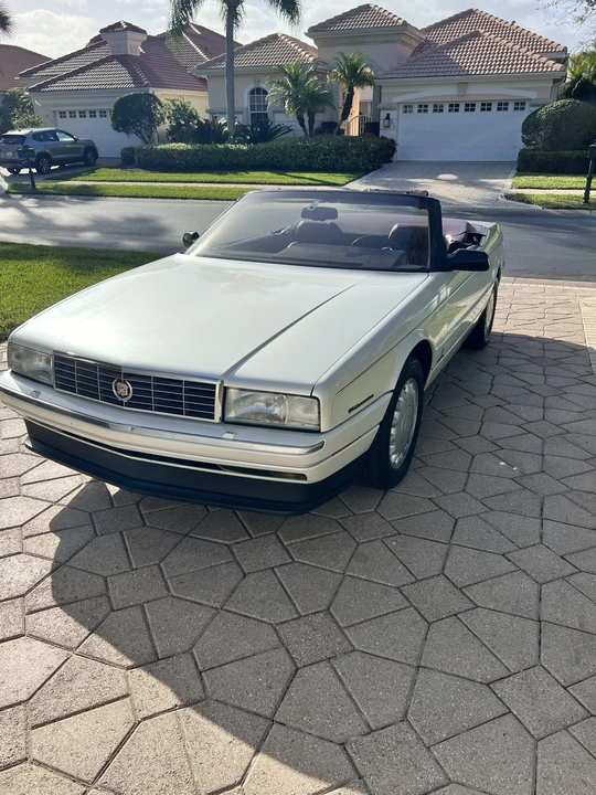 1993 Cadillac Allante - Image 4 of 31