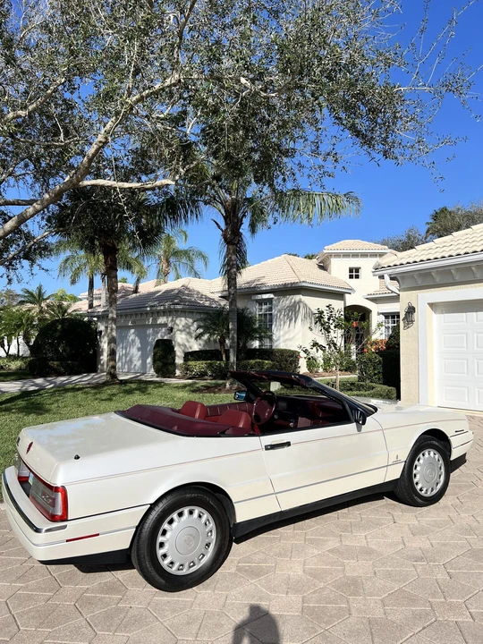 1993 Cadillac Allante - Image 14 of 31