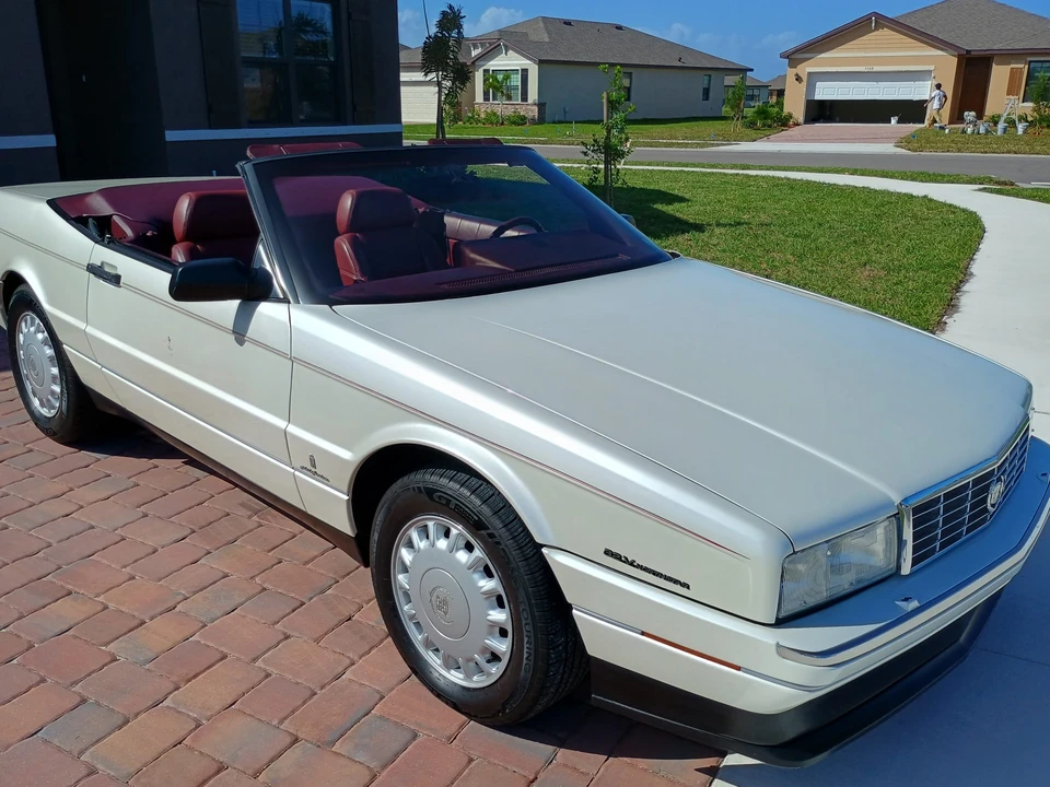 1993 Cadillac Allante - Image 14 of 31