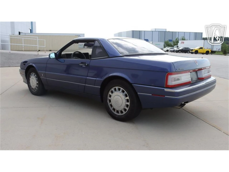 1993 Cadillac Allante - Image 16 of 31