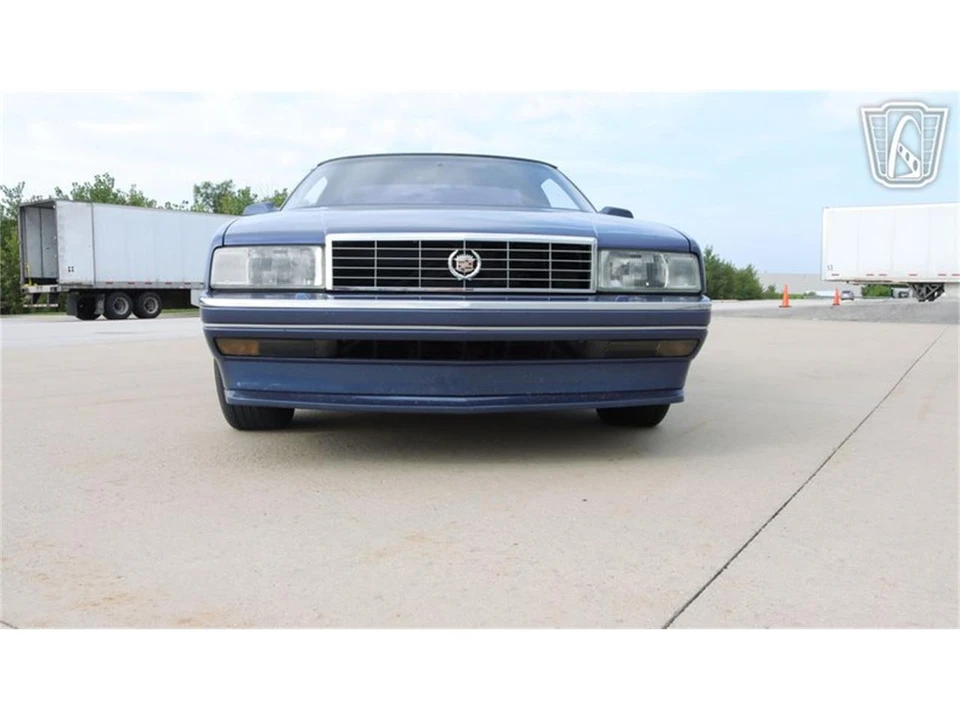 1993 Cadillac Allante - Image 11 of 31