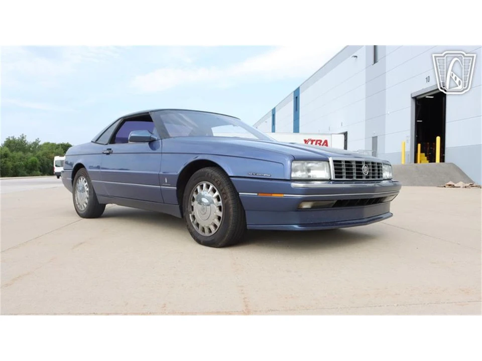1993 Cadillac Allante - Image 8 of 31