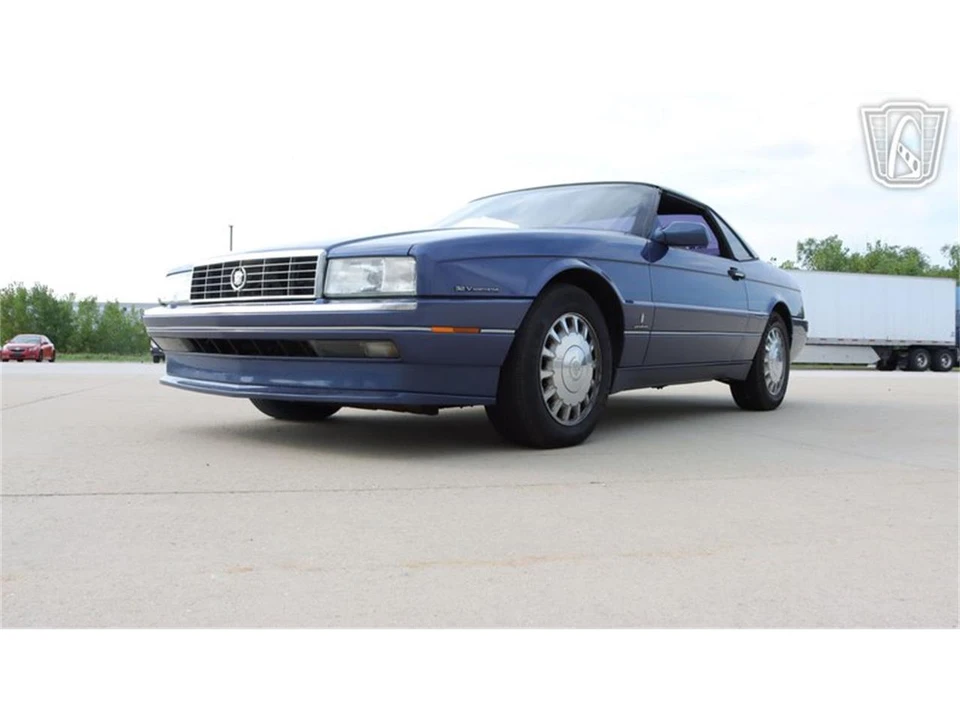 1993 Cadillac Allante - Image 3 of 31