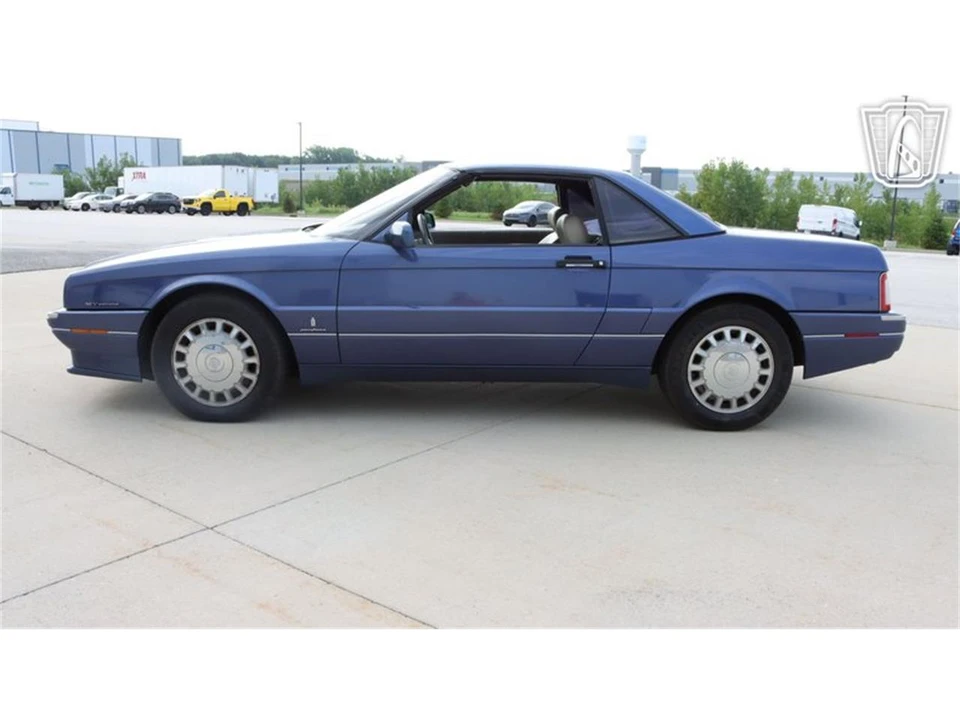 1993 Cadillac Allante - Image 13 of 31
