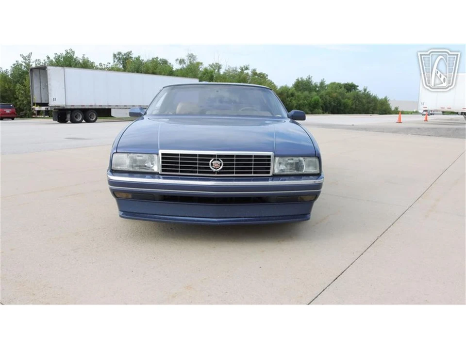 1993 Cadillac Allante - Image 10 of 31