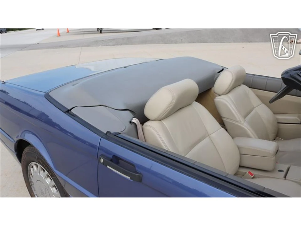 1993 Cadillac Allante - Image 30 of 31
