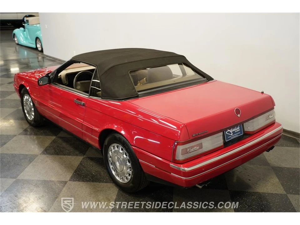 1993 Cadillac Allante - Image 26 of 31