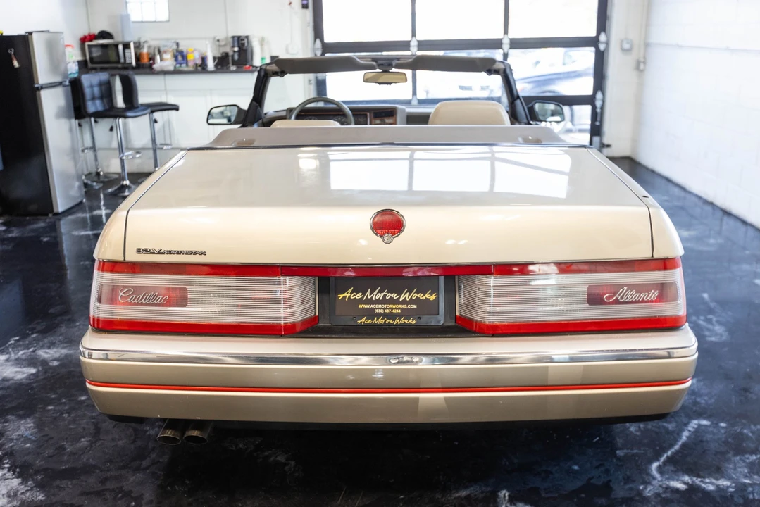 1993 Cadillac Allante - Image 6 of 31