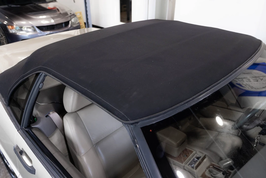 1993 Cadillac Allante - Image 21 of 31
