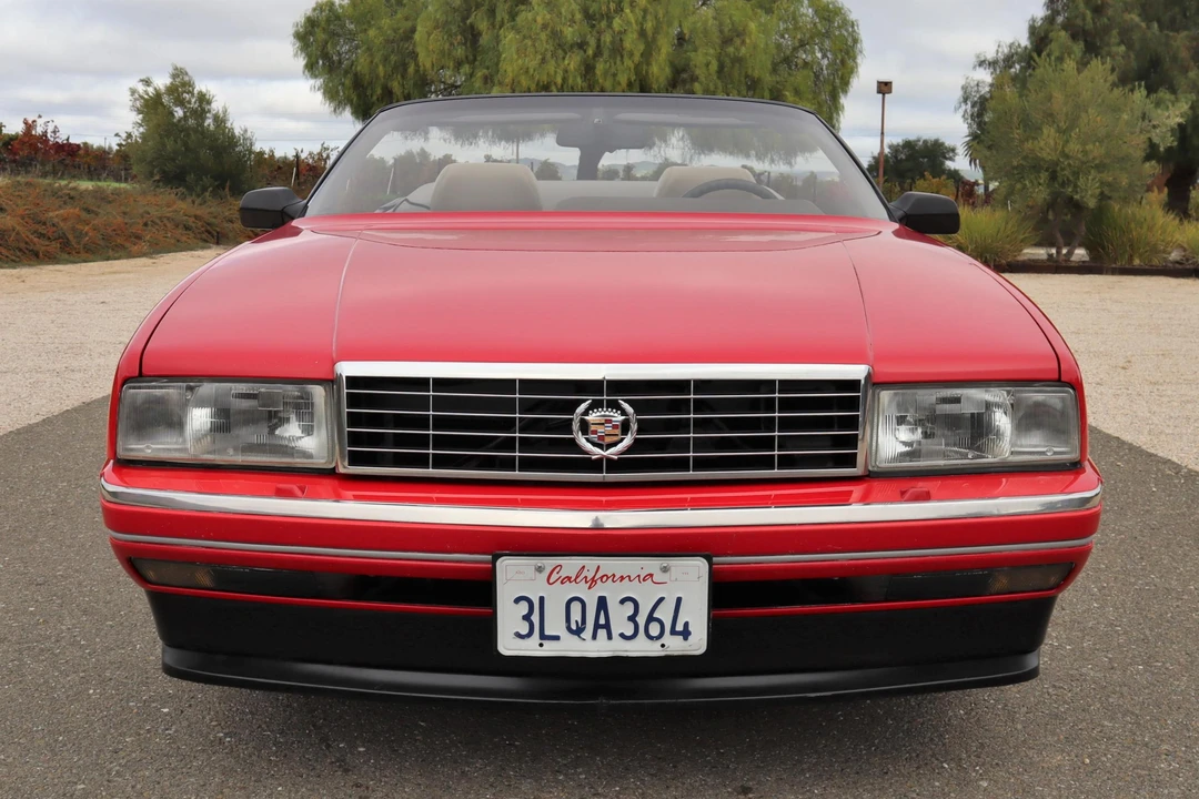 1993 Cadillac Allante - Image 2 of 31